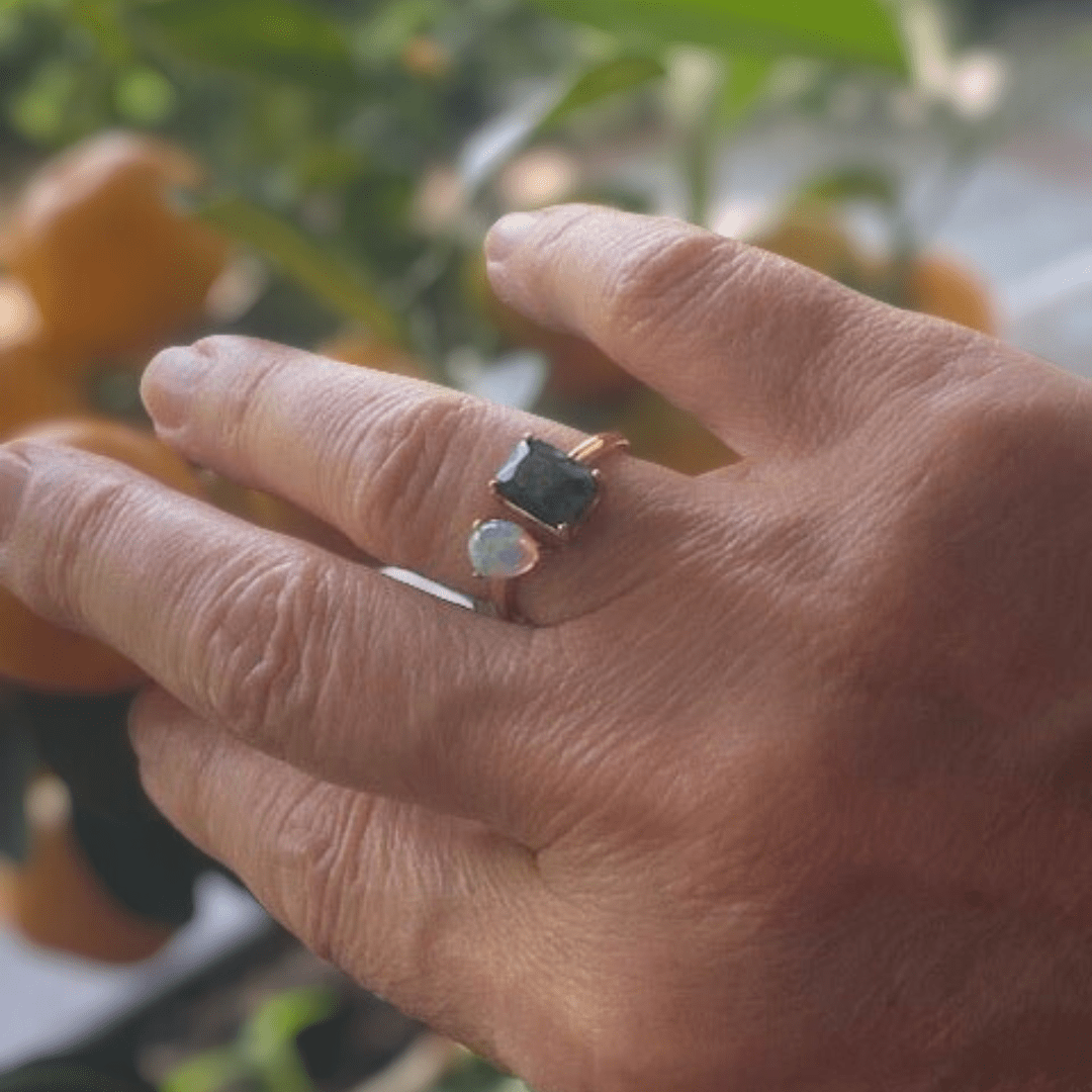 Mystic Balance Ring – Moosachat & Opal - YNNOVIA