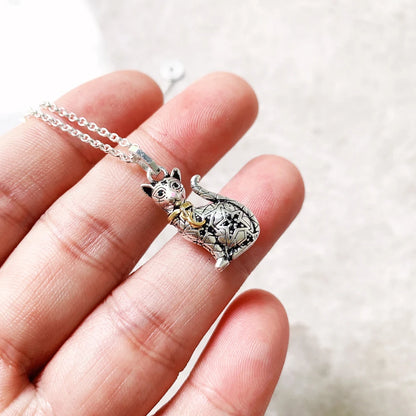 Magic Cat Cat Necklace – Star