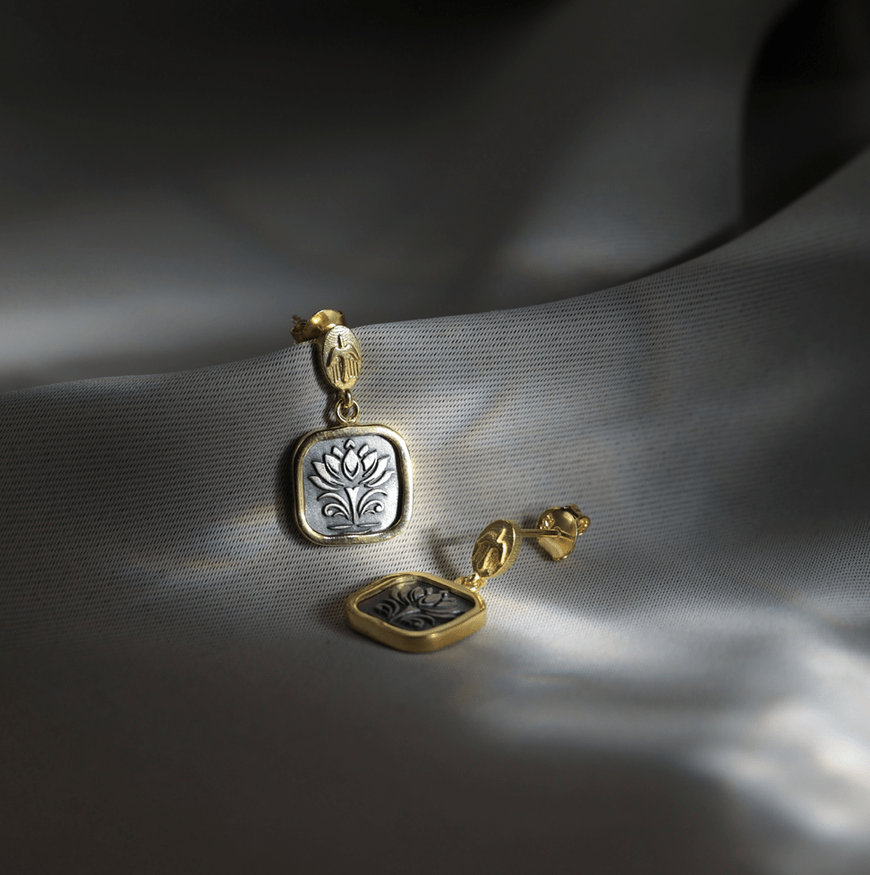 Lotus Awakening | Ohrringe - spirituellen Wiedergeburt - YNNOVIA