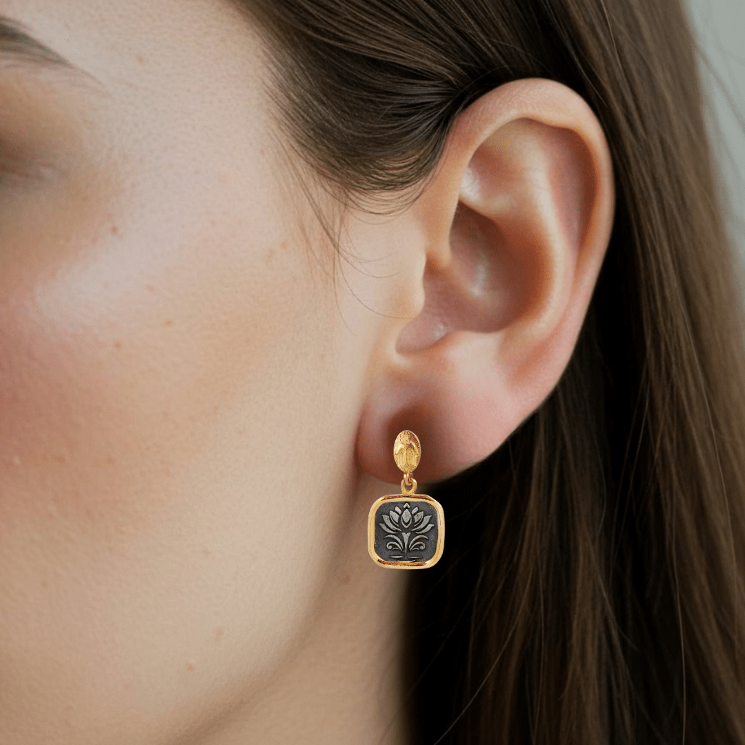 Lotus Awakening | Ohrringe - spirituellen Wiedergeburt - YNNOVIA