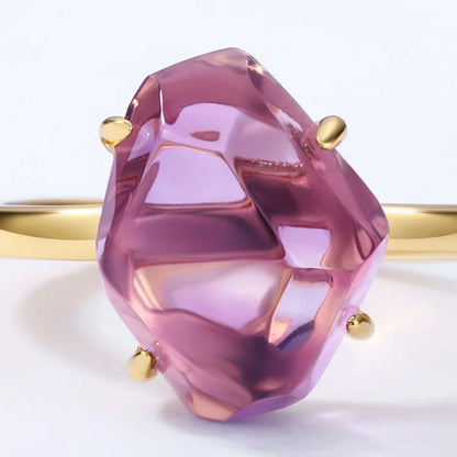 Mystic Aura – Amethyst-Rohsteinring