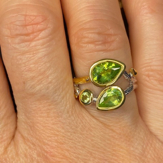 Green Flame - Ring mit Periot - Ynnovia